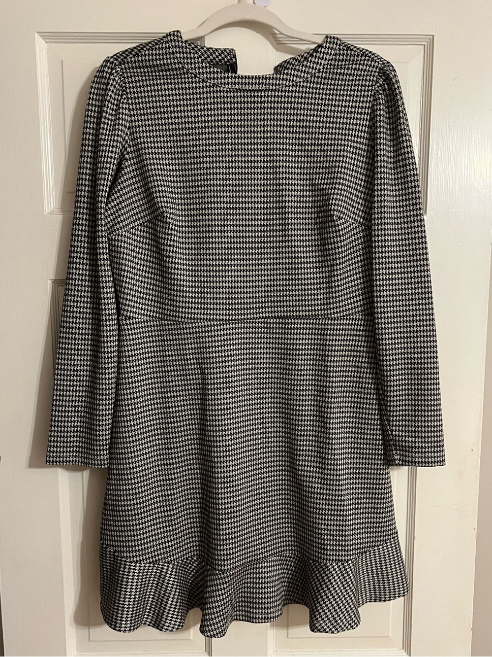 LOFT Black and White Houndstooth Long-Sleeve Dress